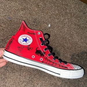 Sean Pablo Red Converse